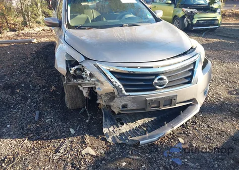 2013 Nissan Altima 2.5 S z USA, uszkodzony, nr VIN 1N4AL3AP4DC102694